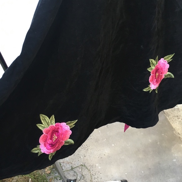 COLLECTIVE VINTAGE VELVET DRESS NWT SMALL - Picture 8 of 8